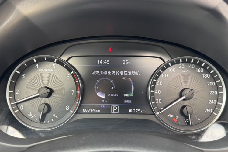 Used Infiniti QX50 2018 2.0T Four-Wheel Drive Smart Edition Odometer Close Up