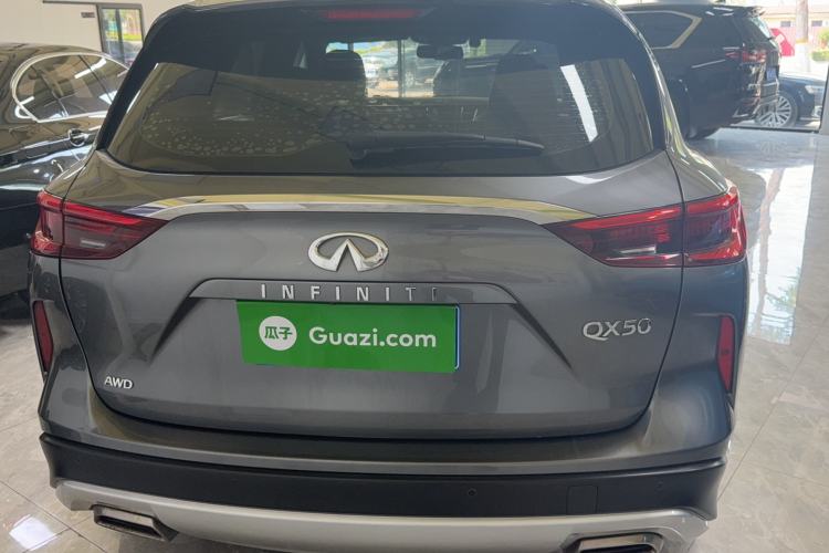 Used Infiniti QX50 2018 2.0T Four-Wheel Drive Elite Edition Rear