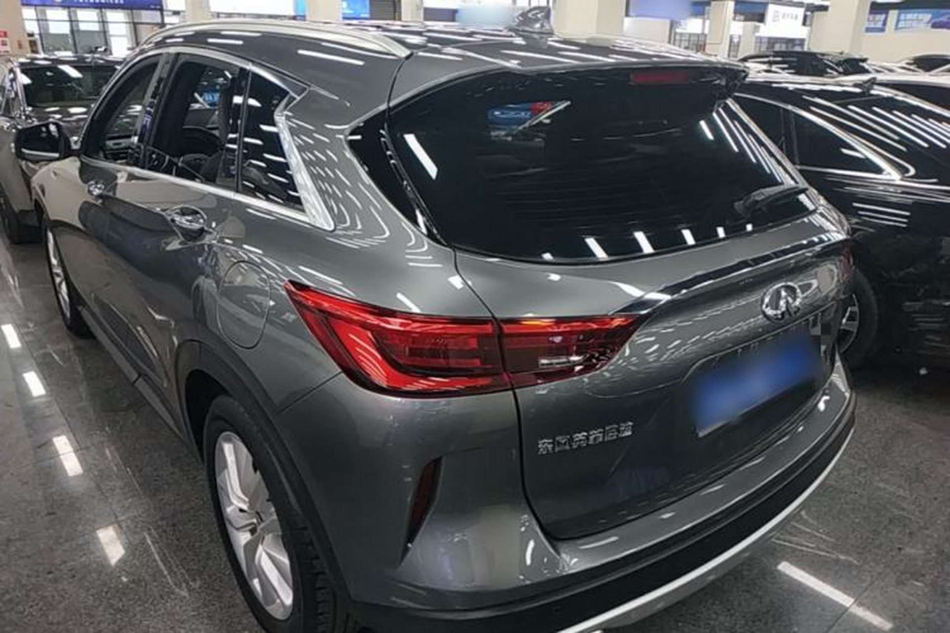 Used Infiniti QX50 2018 2.0T Two-Wheel Drive Fashion Edition Rear Left 45 Deg