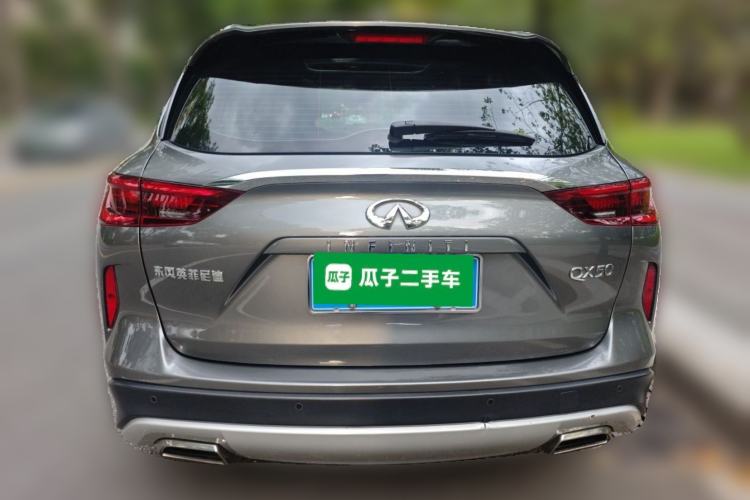 Used Infiniti QX50 2018 2.0T Two-Wheel Drive Fashion Edition Rear
