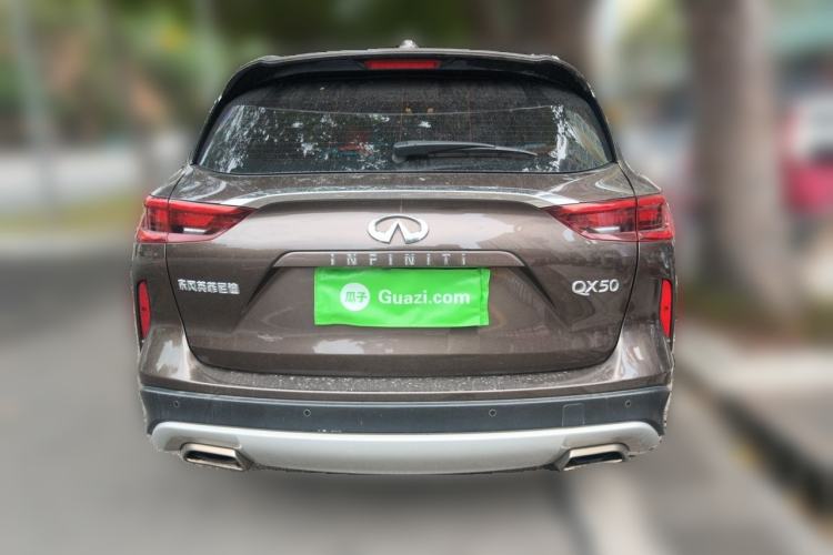 Used Infiniti QX50 2018 2.0T Two-Wheel Drive Fashion Edition Rear