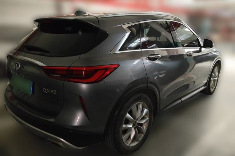Used Infiniti QX50 2018 2.0T Two-Wheel Drive Fashion Edition Rear Right 45 Deg