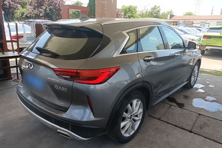 Used Infiniti QX50 2018 2.0T Four-Wheel Drive Elite Edition Rear Right 45 Deg