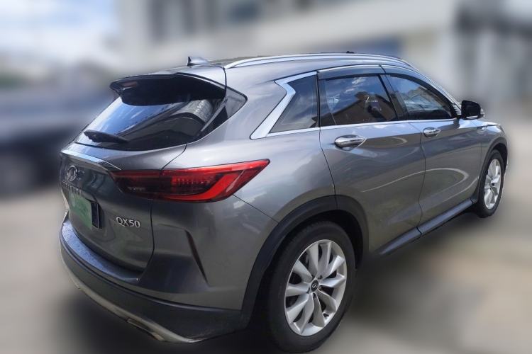 Used Infiniti QX50 2018 2.0T Two-Wheel Drive Fashion Edition Rear Right 45 Deg