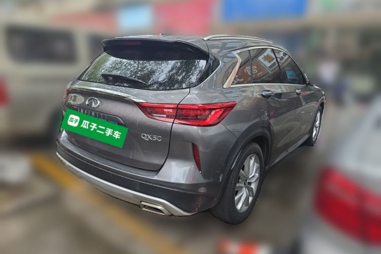 Used Infiniti QX50 2018 2.0T Two-Wheel Drive Fashion Edition Rear Right 45 Deg