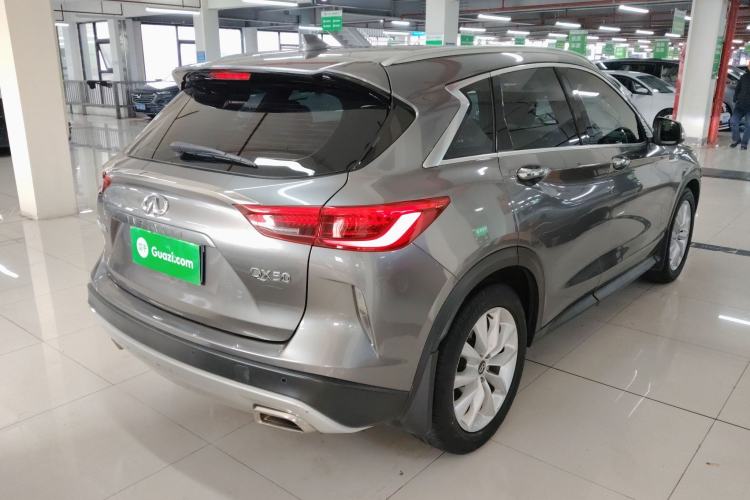 Used Infiniti QX50 2018 2.0T Two-Wheel Drive Fashion Edition Rear Right 45 Deg