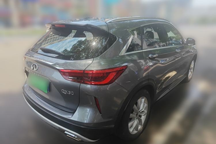 Used Infiniti QX50 2018 2.0T Two-Wheel Drive Fashion Edition Rear Right 45 Deg