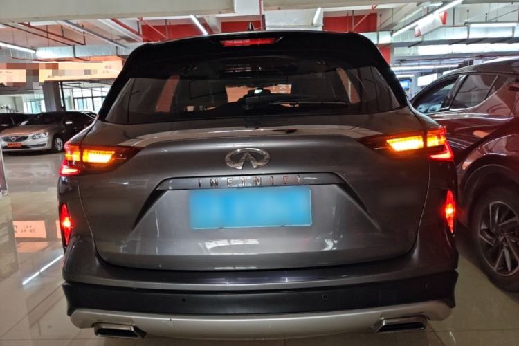 Used Infiniti QX50 2018 2.0T Two-Wheel Drive Fashion Edition Rear