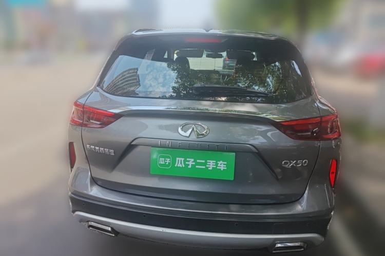 Used Infiniti QX50 2018 2.0T Two-Wheel Drive Fashion Edition Rear