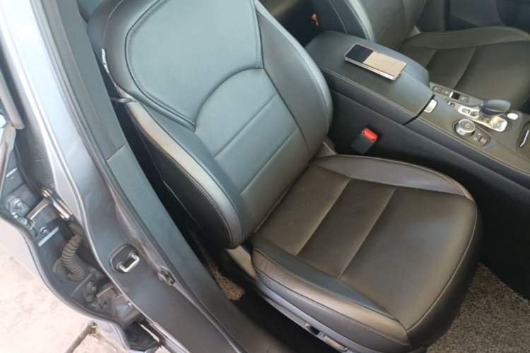 Used Infiniti QX50 2018 2.0T Four-Wheel Drive Elite Edition Right Front Seat