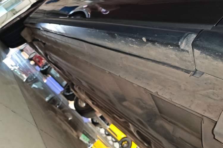 Used Infiniti QX50 2018 2.0T Two-Wheel Drive Fashion Edition Right Side Sill
