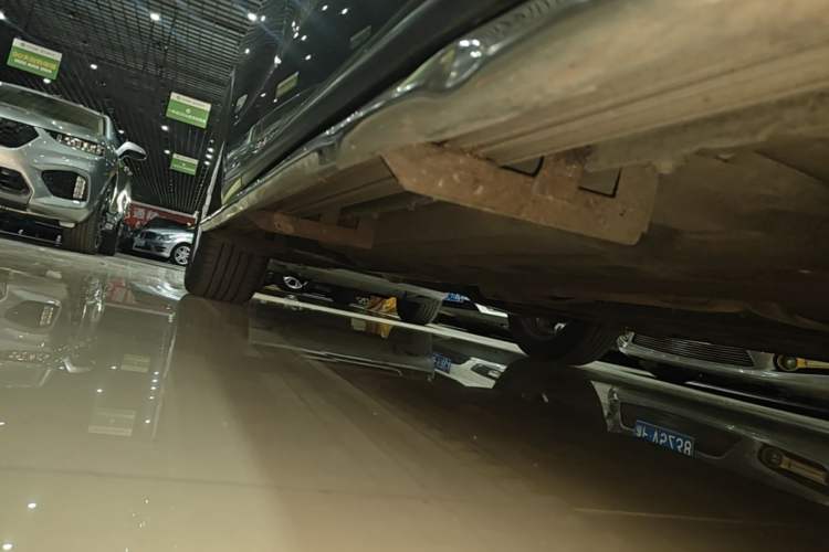 Used Infiniti QX50 2018 2.0T Two-Wheel Drive Fashion Edition Right Side Sill