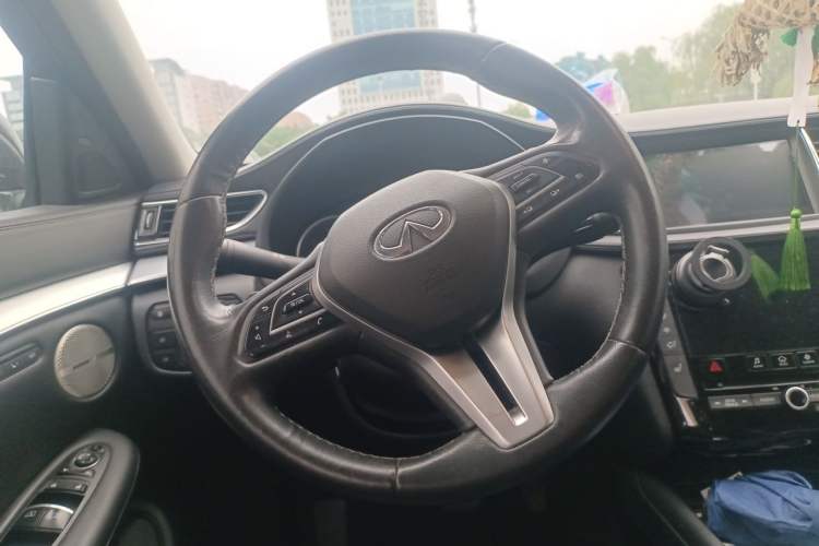 Used Infiniti QX50 2018 2.0T Four-Wheel Drive Smart Edition Steering Wheel