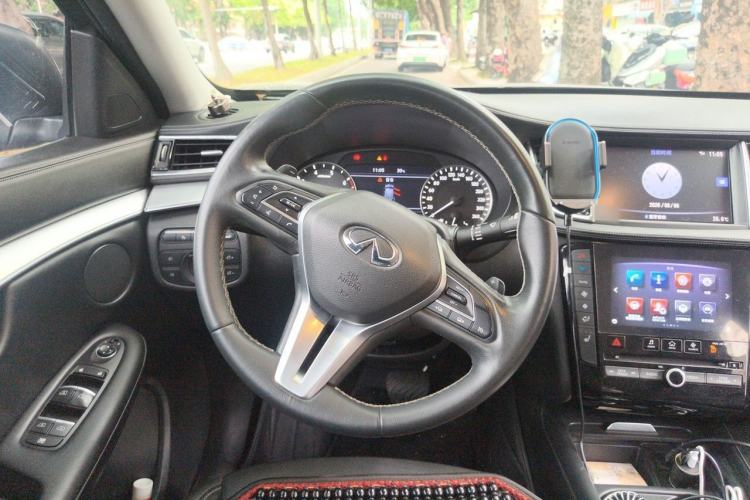 Used Infiniti QX50 2018 2.0T Two-Wheel Drive Fashion Edition Steering Wheel