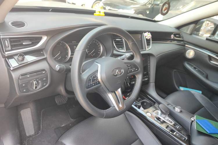 Used Infiniti QX50 2018 2.0T Four-Wheel Drive Elite Edition Steering Wheel