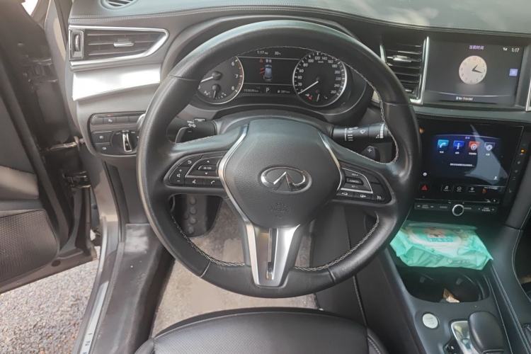 Used Infiniti QX50 2018 2.0T Two-Wheel Drive Fashion Edition Steering Wheel