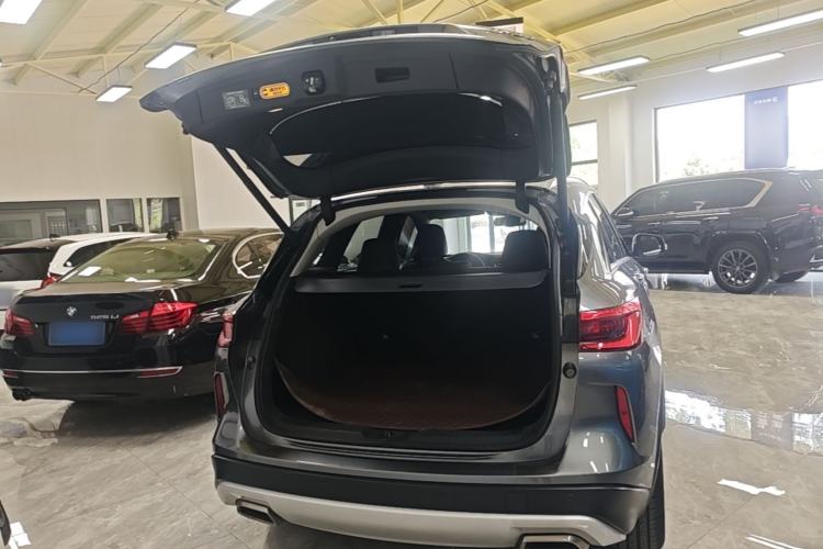 Used Infiniti QX50 2018 2.0T Four-Wheel Drive Elite Edition Trunk