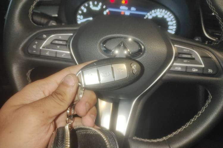 Used Infiniti QX50 2018 2.0T Four-Wheel Drive Elite Edition Vehicle Key