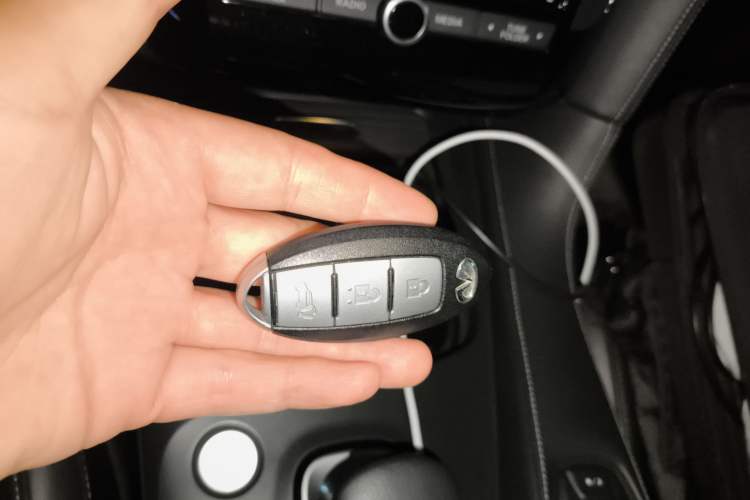 Used Infiniti QX50 2018 2.0T Two-Wheel Drive Fashion Edition Vehicle Key
