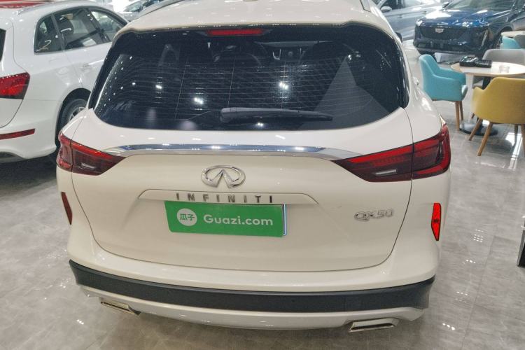Used Infiniti QX50 2018 2.0T Two-Wheel Drive Fashion Edition Exterior 4