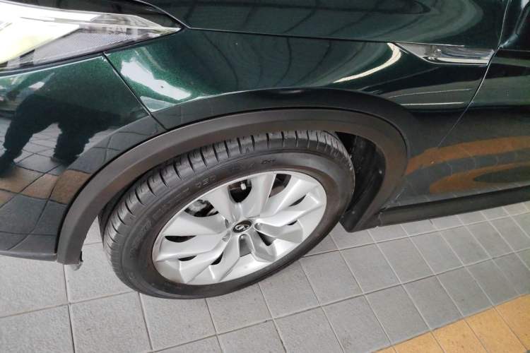 Used Infiniti QX50 2018 2.0T Two-Wheel Drive Fashion Edition Exterior 7