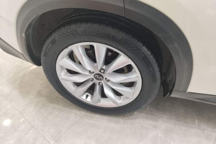 Used Infiniti QX50 2018 2.0T Two-Wheel Drive Fashion Edition Exterior 8