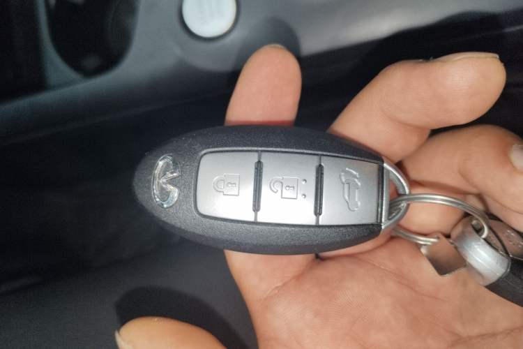Used Infiniti QX50 2018 2.0T Two-Wheel Drive Fashion Edition Interior 1
