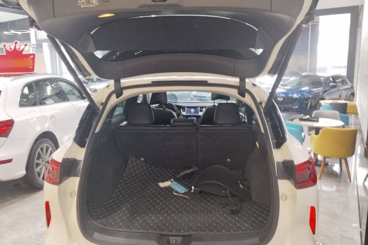 Used Infiniti QX50 2018 2.0T Two-Wheel Drive Fashion Edition Trunk