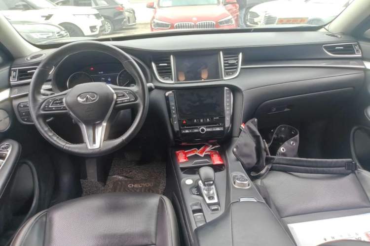 Used Infiniti QX50 2018 2.0T Four-Wheel Drive Smart Edition Center Console