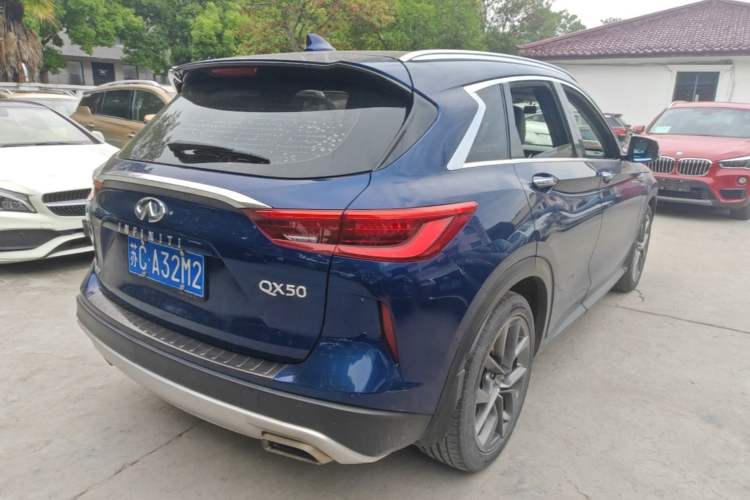 Used Infiniti QX50 2018 2.0T Four-Wheel Drive Smart Edition Rear Right 45 Deg