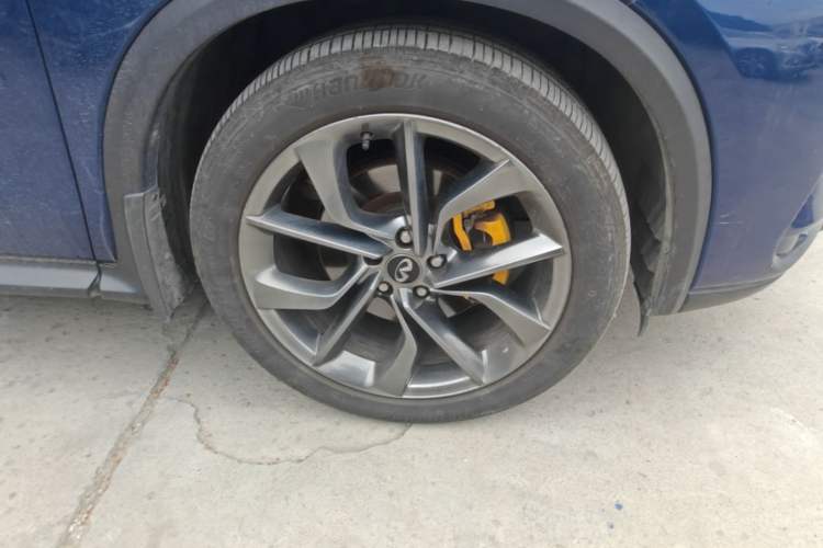 Used Infiniti QX50 2018 2.0T Four-Wheel Drive Smart Edition Right Front Wheel Hub