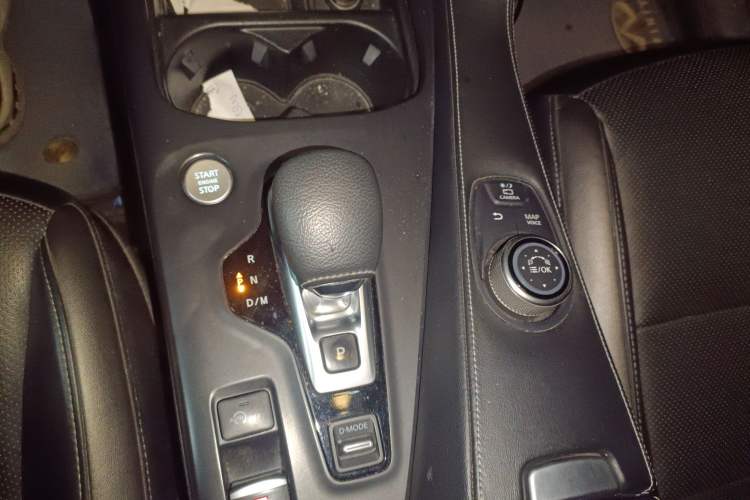 Used Infiniti QX50 2018 2.0T Four-Wheel Drive Elite Edition Gear Lever