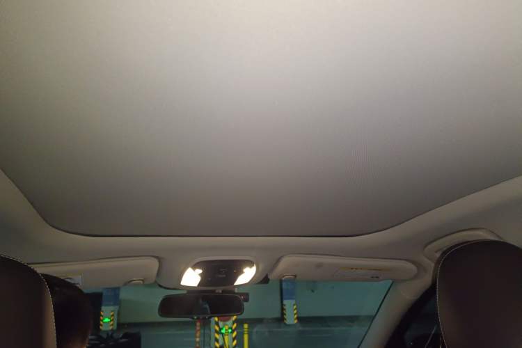 Used Infiniti QX50 2018 2.0T Four-Wheel Drive Elite Edition Headliner