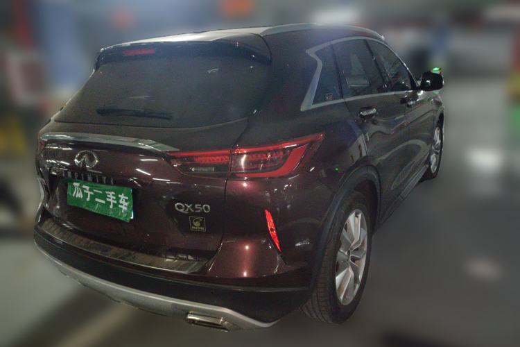 Used Infiniti QX50 2018 2.0T Four-Wheel Drive Elite Edition Rear Right 45 Deg