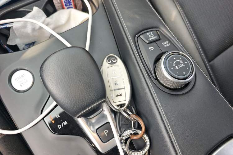 Used Infiniti QX50 2018 2.0T Four-Wheel Drive Smart Edition Vehicle Key