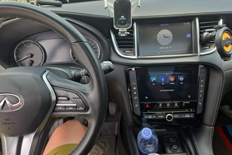 Used Infiniti QX50 2018 2.0T Two-Wheel Drive Fashion Edition Audio And AC Panel