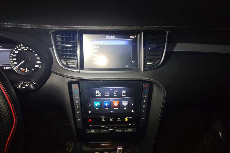 Used Infiniti QX50 2018 2.0T Four-Wheel Drive Smart Edition Audio And AC Panel
