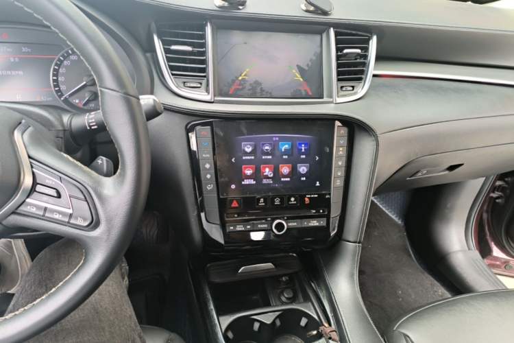 Used Infiniti QX50 2018 2.0T Two-Wheel-Drive Elite Edition Audio And AC Panel