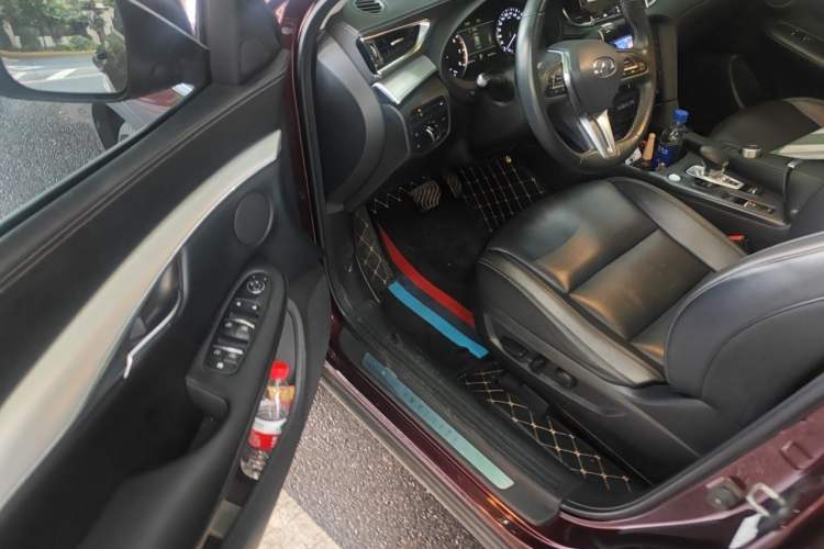 Used Infiniti QX50 2018 2.0T Two-Wheel Drive Fashion Edition Driver Seat