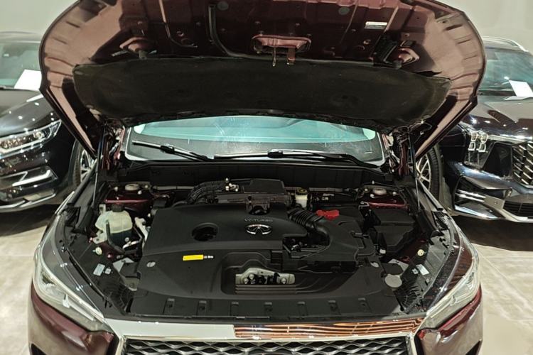 Used Infiniti QX50 2018 2.0T Four-Wheel Drive Smart Edition Engine Bay