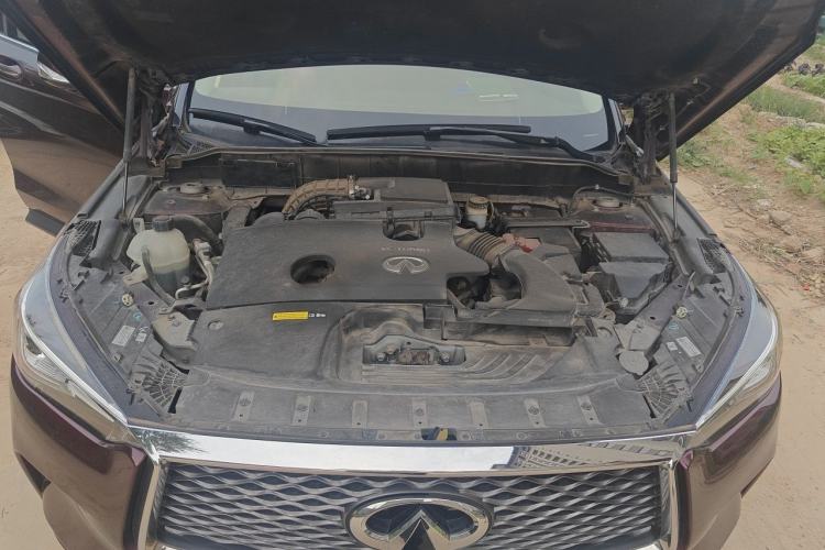 Used Infiniti QX50 2018 2.0T Four-Wheel Drive Elite Edition Engine Bay