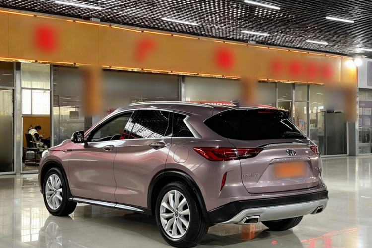 Used Infiniti QX50 2018 2.0T Two-Wheel Drive Fashion Edition Exterior 3