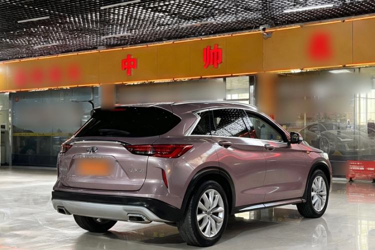 Used Infiniti QX50 2018 2.0T Two-Wheel Drive Fashion Edition Exterior 4
