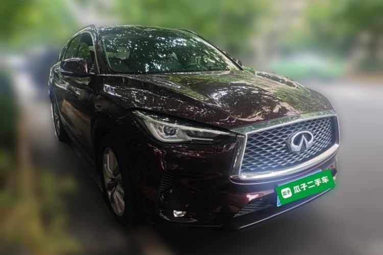 Used Infiniti QX50 2018 2.0T Two-Wheel Drive Fashion Edition Front Right 45 Deg