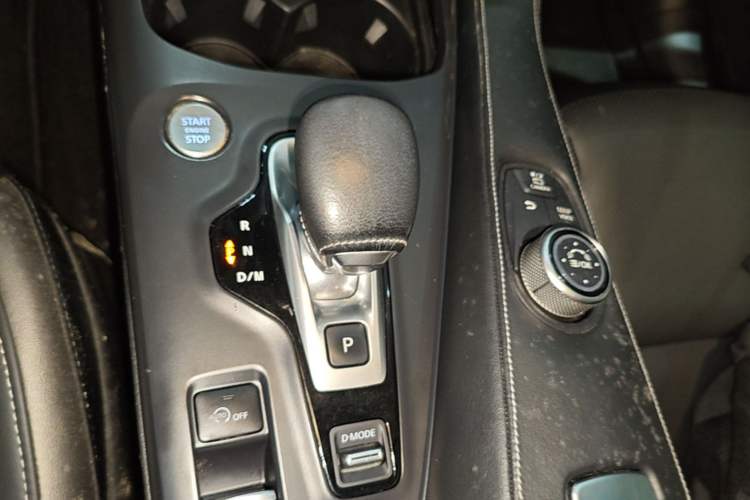 Used Infiniti QX50 2018 2.0T Four-Wheel Drive Smart Edition Gear Lever