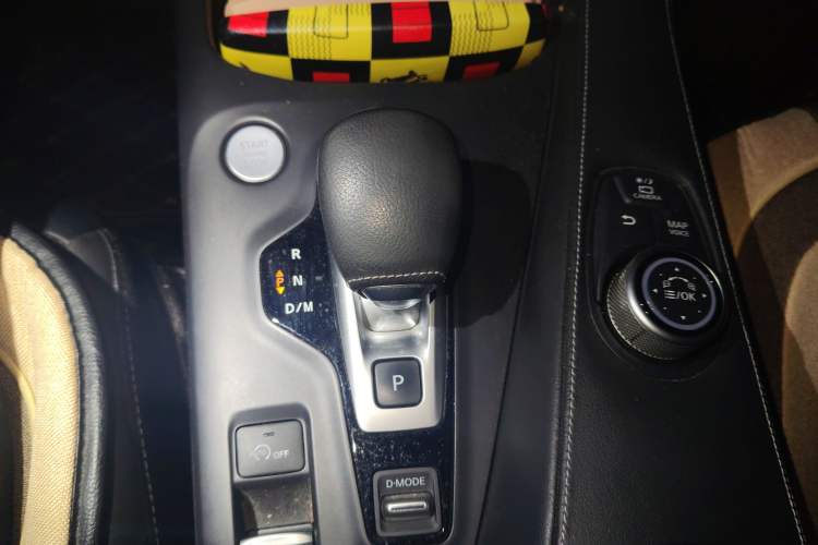 Used Infiniti QX50 2018 2.0T Four-Wheel Drive Smart Edition Gear Lever
