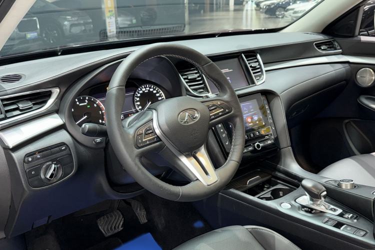 Used Infiniti QX50 2018 2.0T Four-Wheel Drive Smart Edition Interior 2