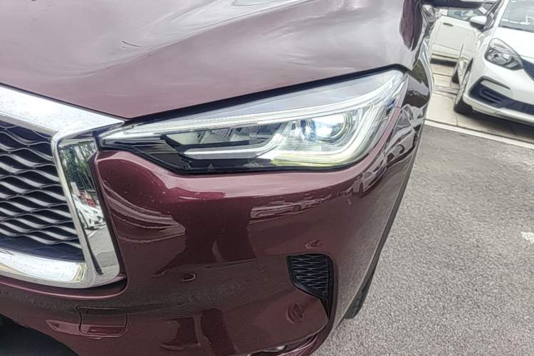 Used Infiniti QX50 2018 2.0T Two-Wheel Drive Fashion Edition Left Front Headlight