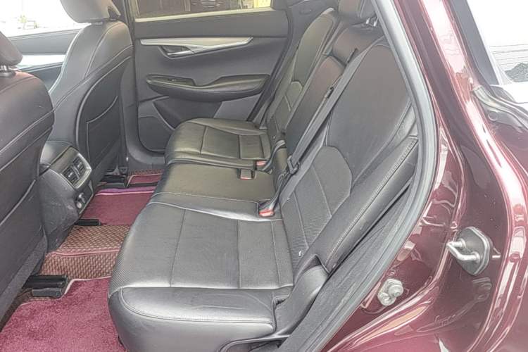 Used Infiniti QX50 2018 2.0T Two-Wheel Drive Fashion Edition Left Rear Seat