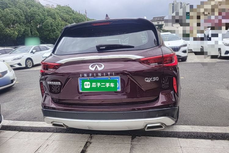 Used Infiniti QX50 2018 2.0T Two-Wheel Drive Fashion Edition Rear